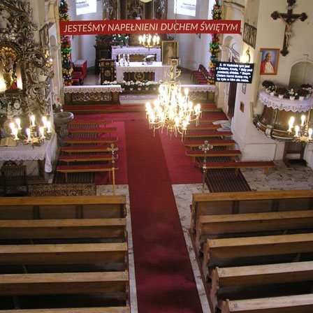 Tani system do wyświetlania w kościele